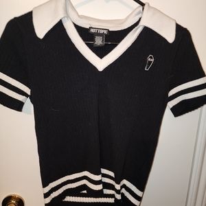 Hot Topic sweater, large